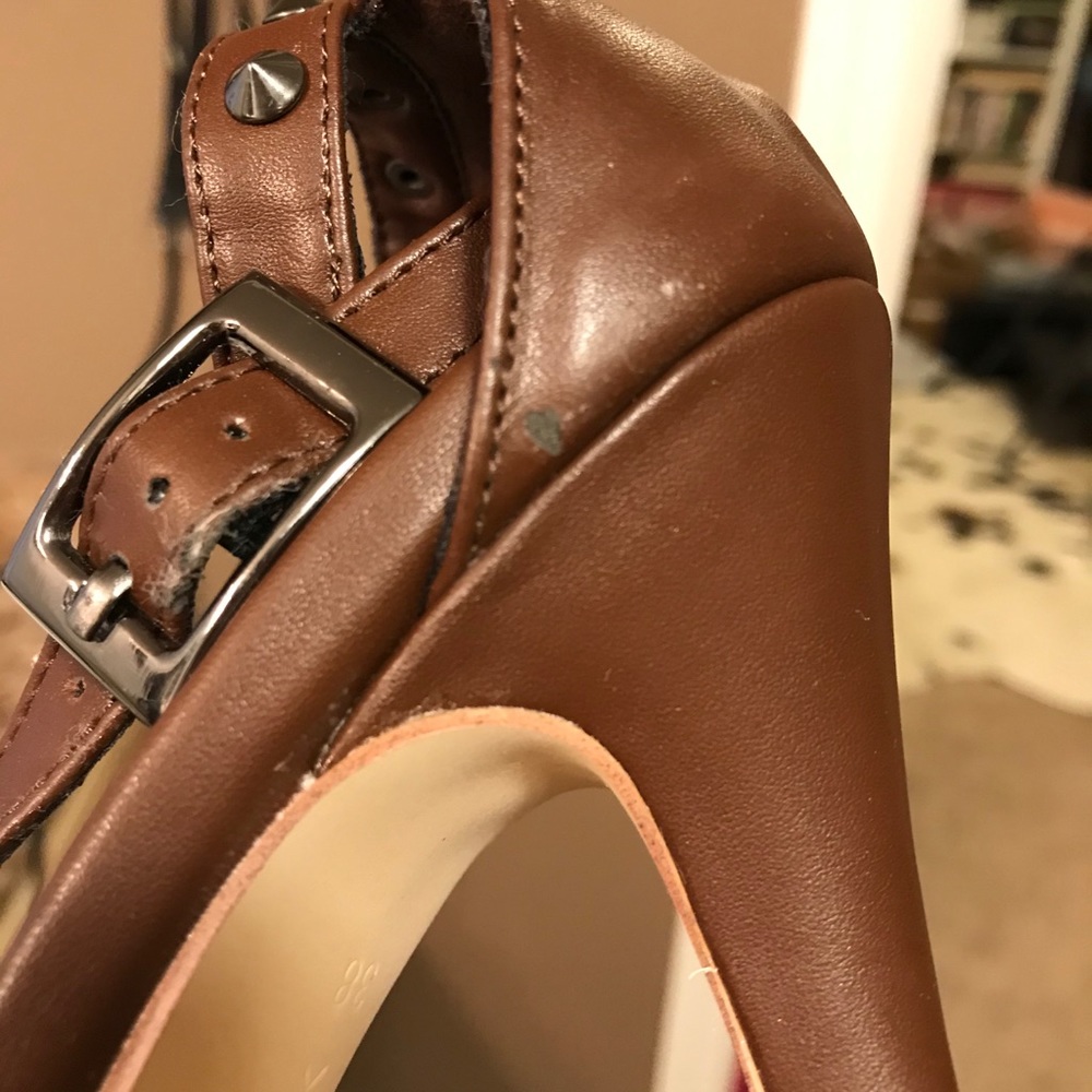 COPY - Manolo Blahnik Sandal Heels - Picture 9 of 11